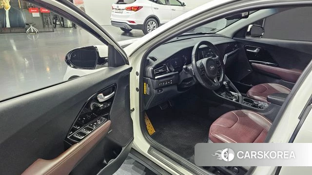 Kia The New Niro id 4402707 из Кореи 35