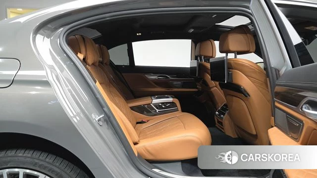 BMW 7 Series (G11) id 4717313 из Кореи 42