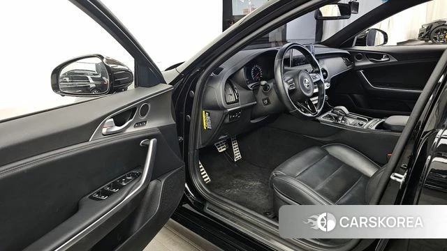 Kia Stinger id 4269111 из Кореи 33