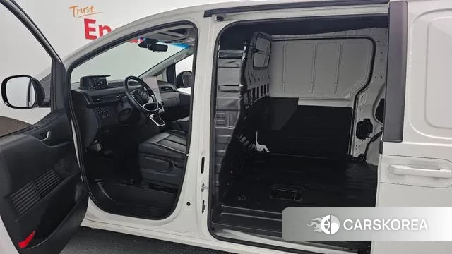 Hyundai Staria id 3148924 из Кореи 20