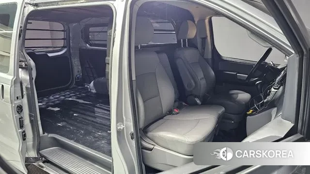 Hyundai The New Grand Starex id 3557621 из Кореи 20