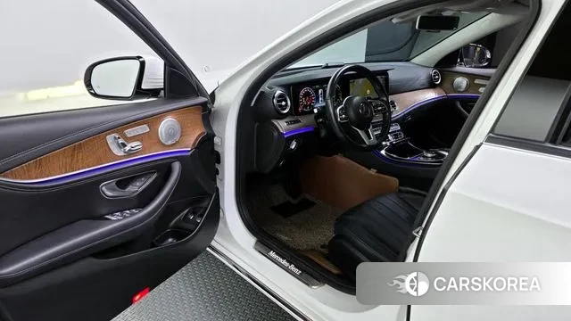 Mercedes-Benz E-Class W213 id 3407393 из Кореи 20