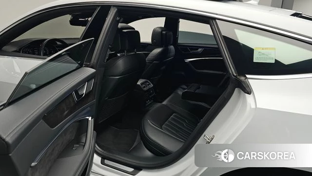 Audi A7 (4K) id 4245421 из Кореи 34