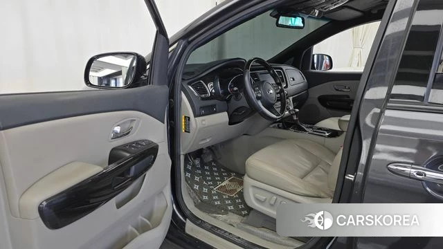 Kia The New Carnival id 4459655 из Кореи 20
