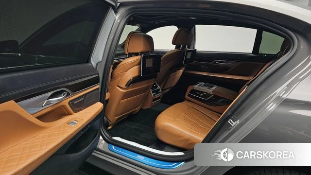 BMW 7 Series (G11) id 4293731 из Кореи 36
