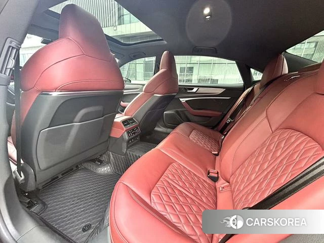 Audi A7L id 4300022 из Китая 10