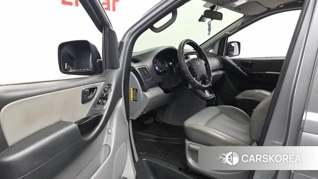Hyundai The New Grand Starex id 4677943 из Кореи 30