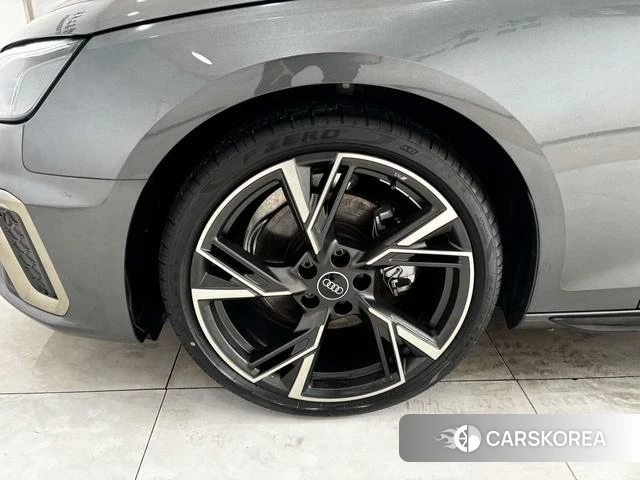 Audi A4L id 4298370 из Китая 32