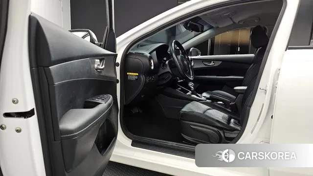 Kia Come New K3 id 3520372 из Кореи 20