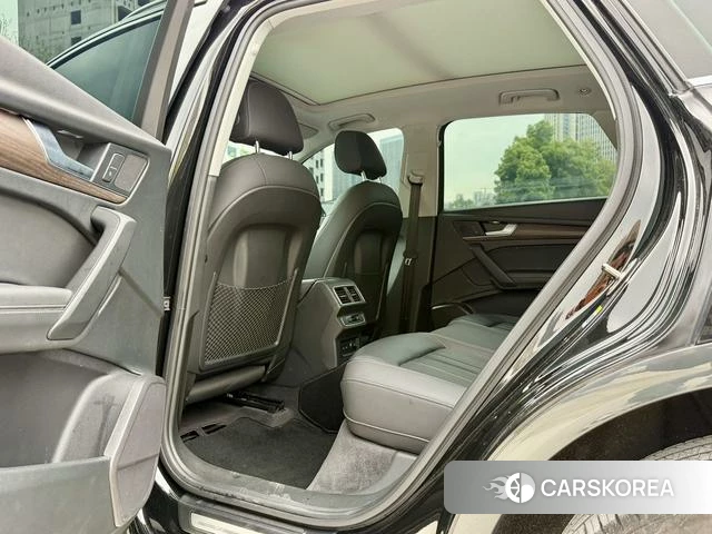 Audi Q5L id 4300032 из Китая 18