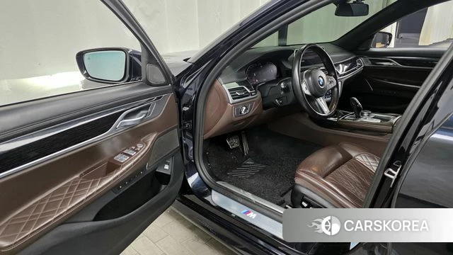 BMW 7 Series (G11) id 3916014 из Кореи 20