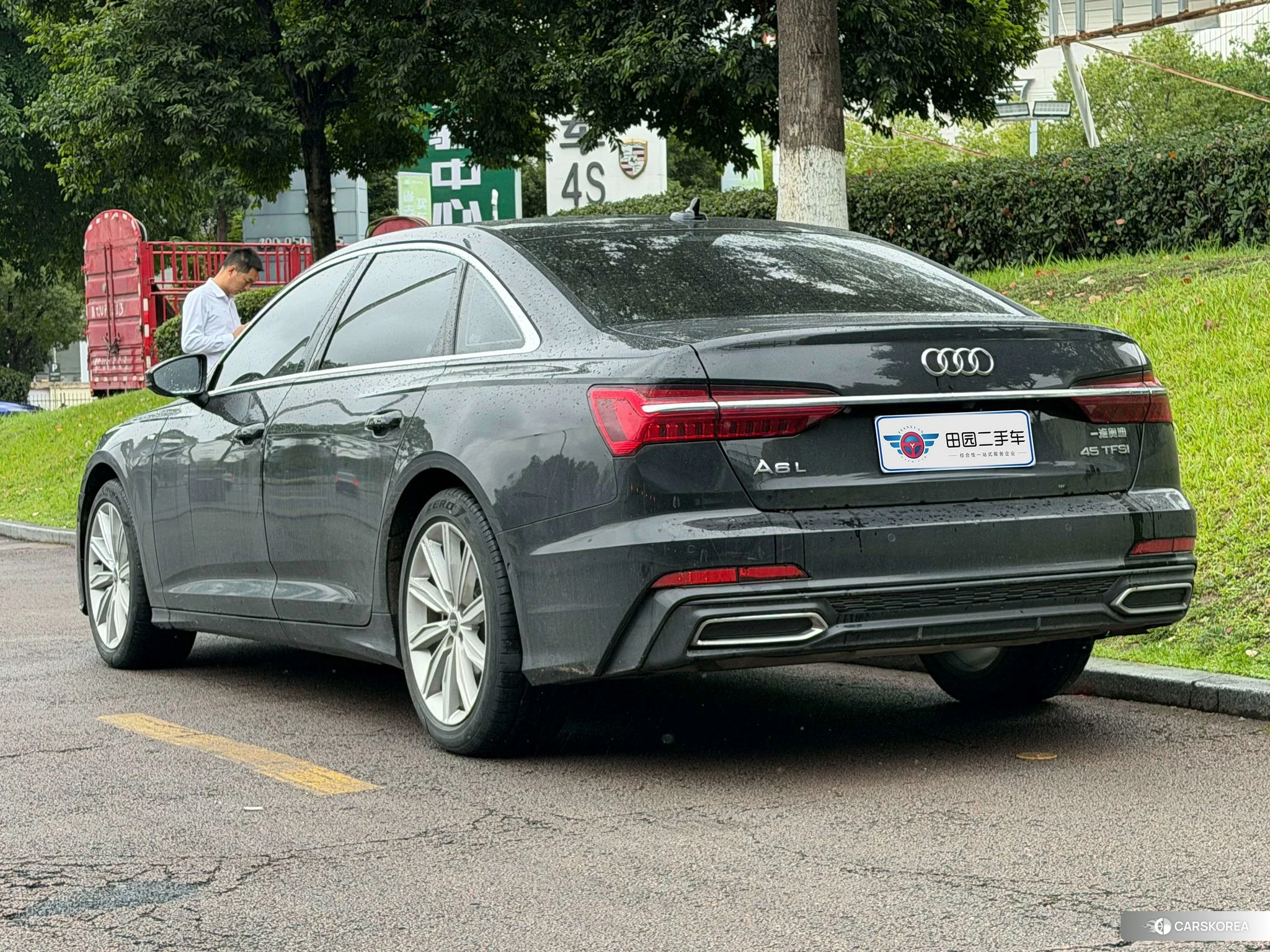 Audi A6L id 4510322 из Китая 13
