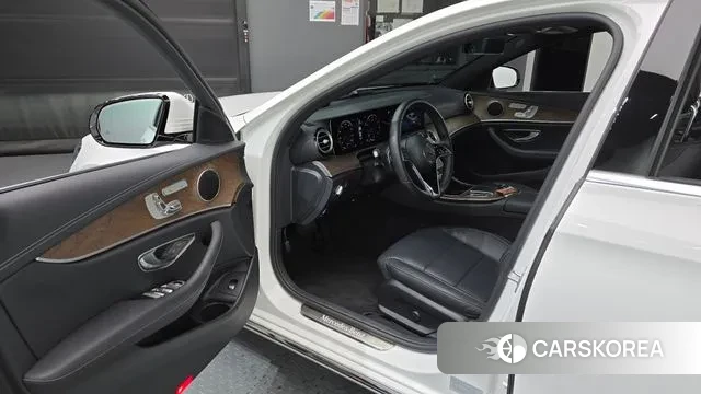 Mercedes-Benz E-Class W213 id 3142587 из Кореи 20