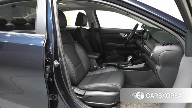 Kia Come New K3 id 3853659 из Кореи 20