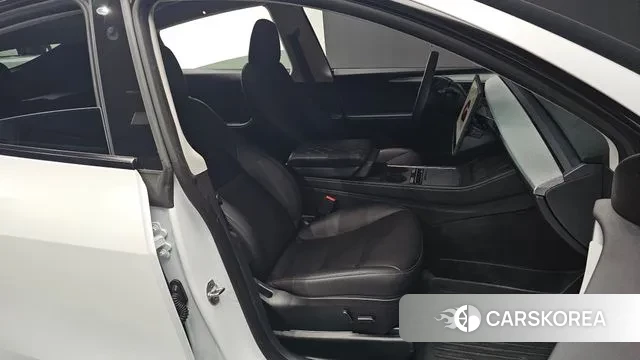 Tesla Model Y id 3560262 из Кореи 20