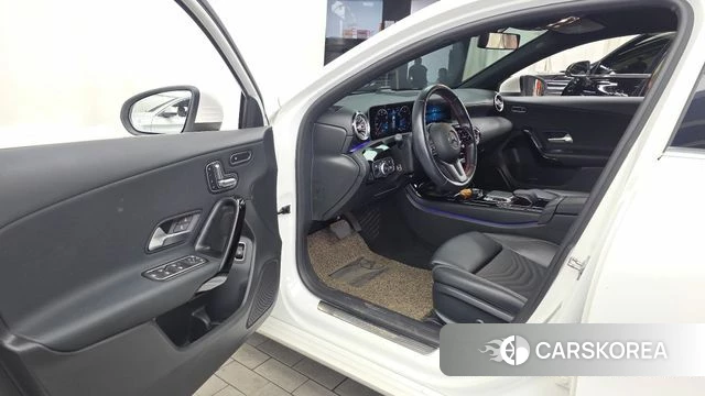 Mercedes-Benz A-Class W177 id 4614650 из Кореи 20