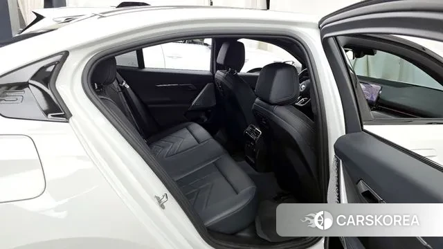 BMW 5 Series (G60) id 3467186 из Кореи 20