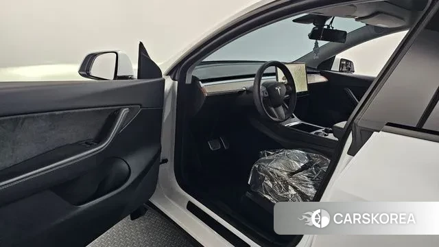 Tesla Model Y id 3591963 из Кореи 20