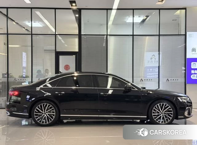 Audi A8 id 4307462 из Китая 18