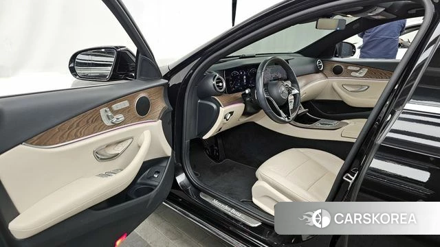 Mercedes-Benz E-Class W213 id 3811576 из Кореи 20