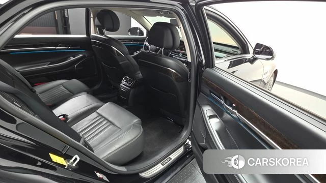 Genesis G90 id 4754994 из Кореи 36