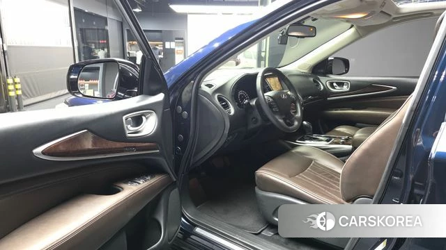 Infiniti QX60 id 4684299 из Кореи 32