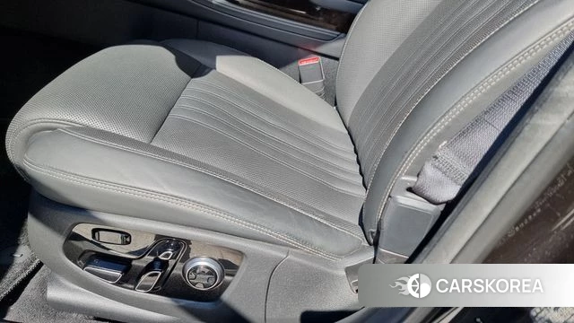 Genesis G90 id 4453432 из Кореи 18