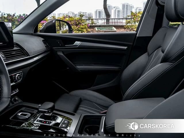 Audi Q5L id 4297660 из Китая 11