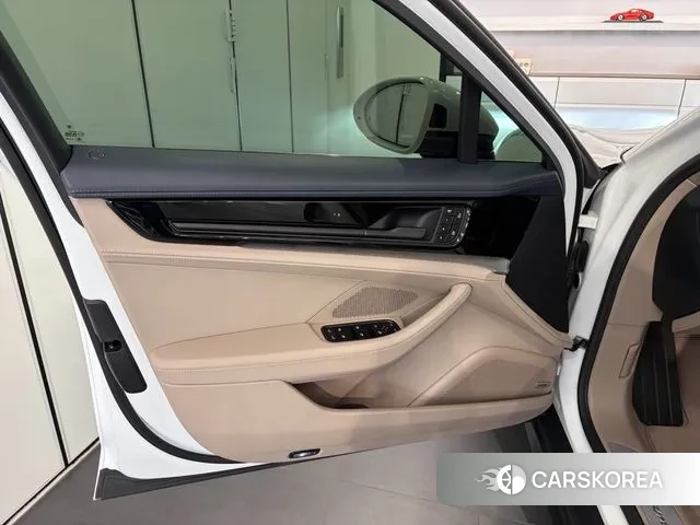 Porsche Panamera (972) id 3467069 из Кореи 12