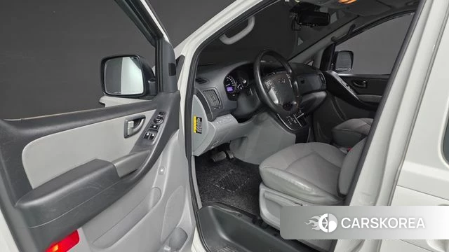 Hyundai The New Grand Starex id 3853741 из Кореи 20