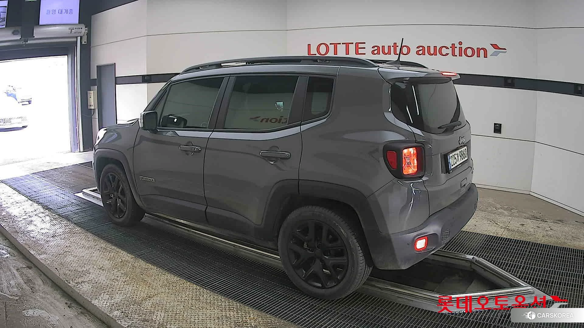 Jeep Straw Renegade 1.3 FWD id 3888279 из Кореи 33