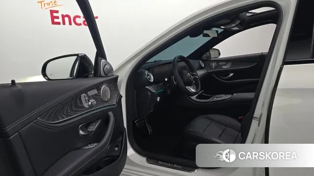 Mercedes-Benz E-Class W213 id 3606350 из Кореи 20