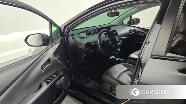 Toyota Prius 4th Generation id 4568237 из Кореи 32