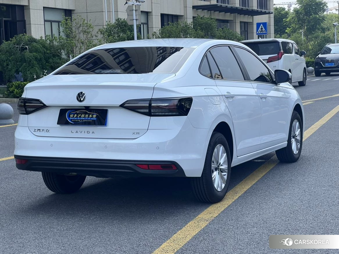 Volkswagen Lavida id 4512395 из Китая 14