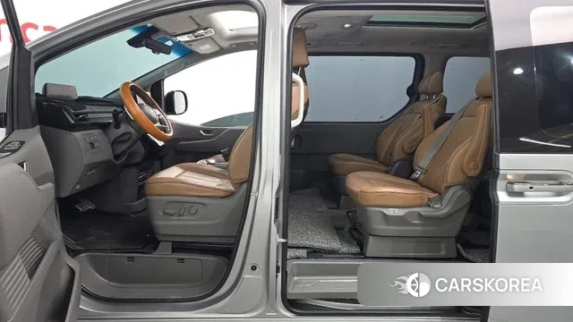 Hyundai Staria id 3680942 из Кореи 20