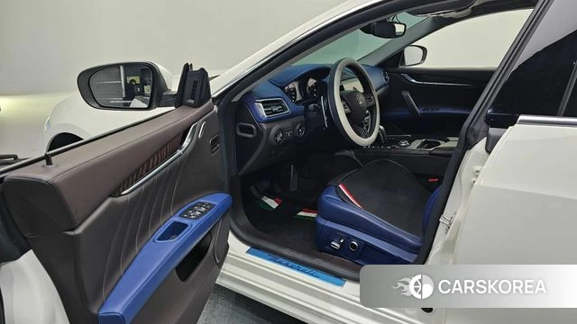 Maserati Ghibli id 4572555 из Кореи 30