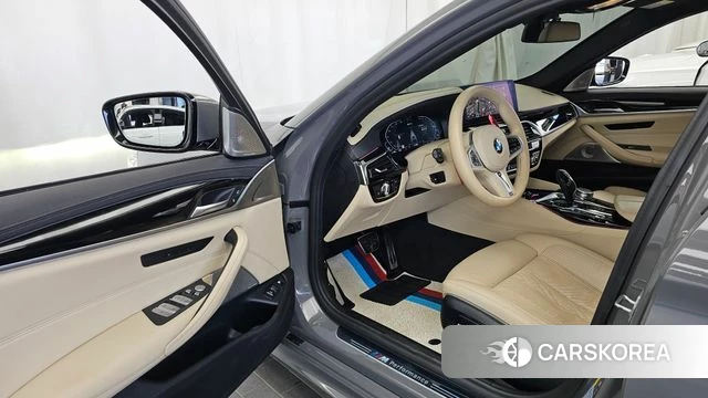 BMW 5 Series (G30) id 4764368 из Кореи 20