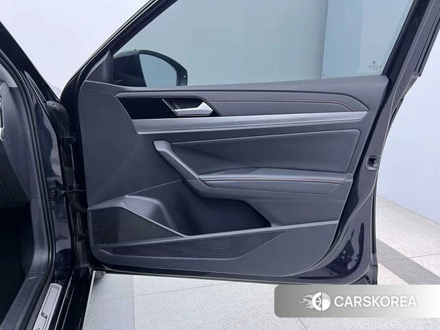 Volkswagen Lavida id 4273689 из Китая 28