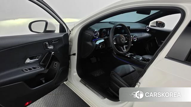 Mercedes-Benz A-Class W177 id 4732127 из Кореи 30
