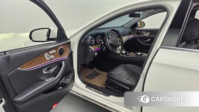 Mercedes-Benz E-Class W213 id 3489990 из Кореи 20