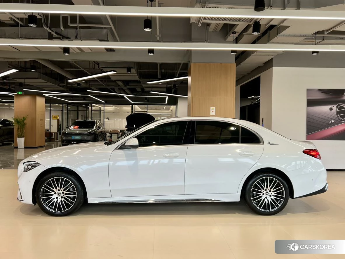 Mercedes-Benz Class C id 4420976 из Китая 15