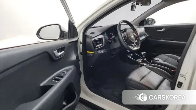 Kia Stonic id 3709446 из Кореи 20