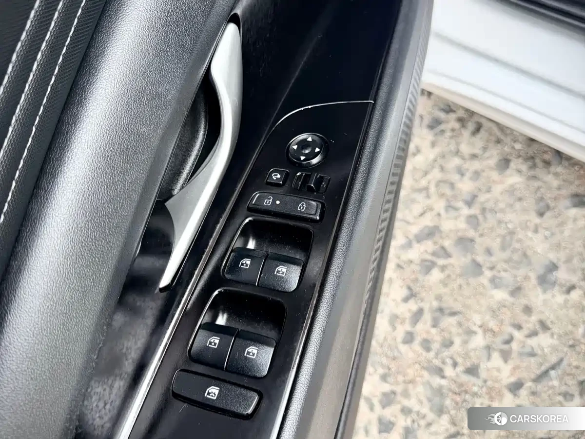 Hyundai Elantra id 4679671 из Китая 24