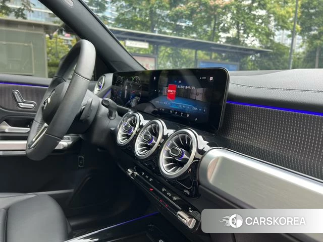 Mercedes-Benz GLB id 4393279 из Китая 16