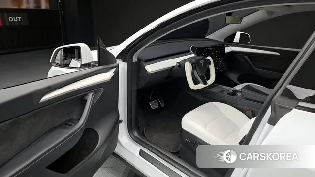 Tesla Model Y id 3751443 из Кореи 20