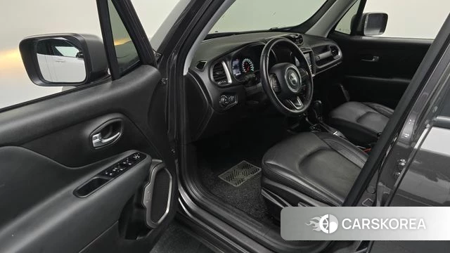 Jeep Renegade id 4389177 из Кореи 20