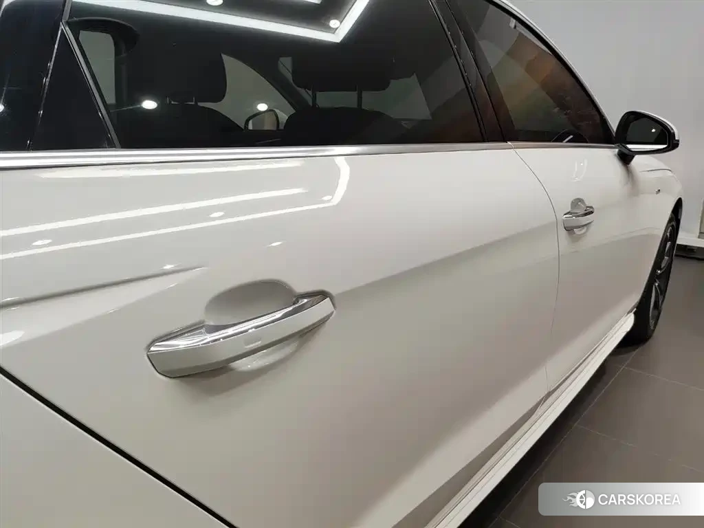 Audi A4L id 4539184 из Китая 27