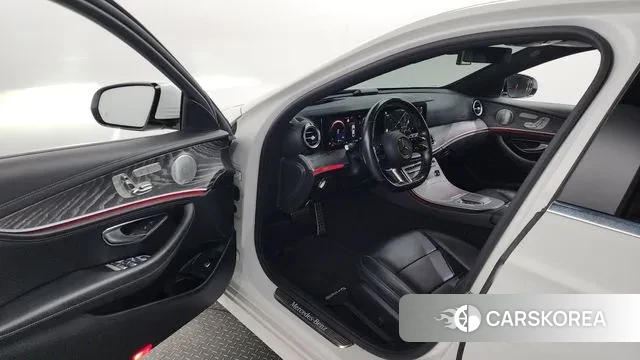 Mercedes-Benz E-Class W213 id 3122431 из Кореи 20