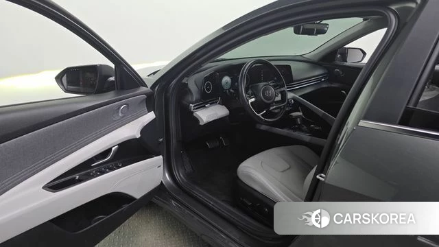 Hyundai Avante (CN7) id 4759474 из Кореи 31