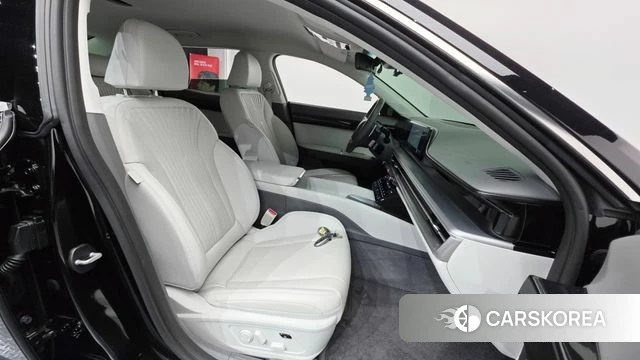 Hyundai Grandeur (GN7) id 3786805 из Кореи 20